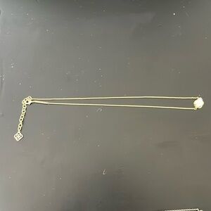 Kendra Scott necklace